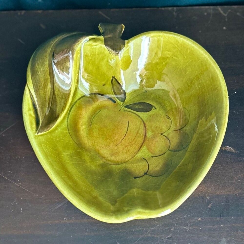 1965 Los Angeles Potteries Green Apple Serving Bowl